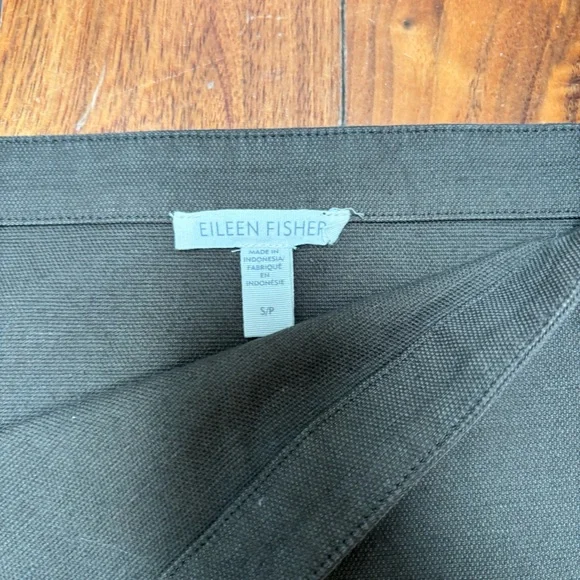 Eileen Fisher Cotton Hemp Stretch Short Overalls in Olive Green S